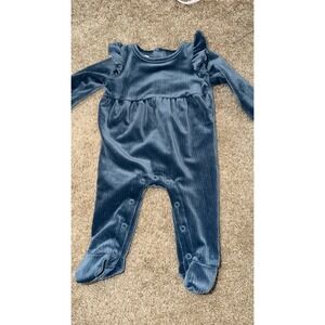 Mud Pie Baby Girl Blue Ribbed Velvet Ruffle Footie Sleeper 0-3 Months